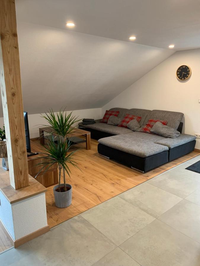 Ruhige Ferienwohnung Naehe Des Zentrums Marktoberdorf Exterior photo